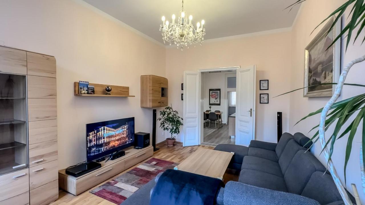 Apartment Bohemia Karlovy Vary Esterno foto